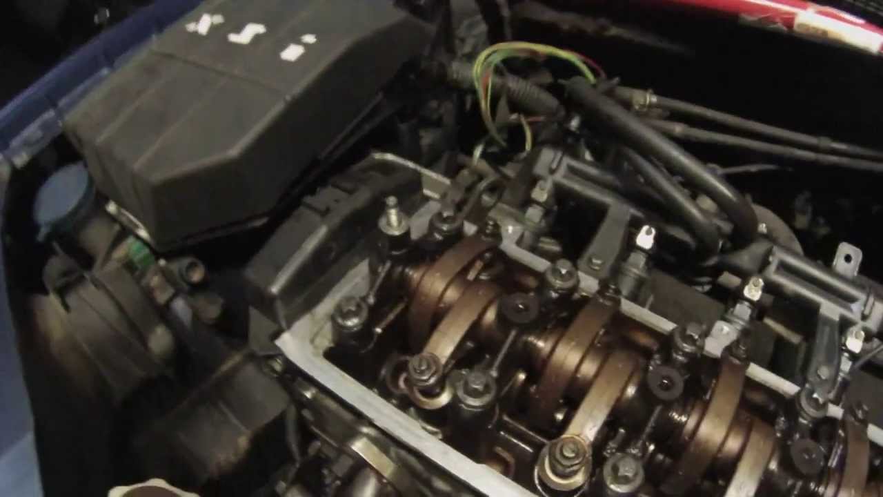 Peugeot 106xsi :  Réglages des culbuteurs