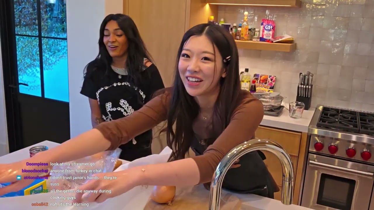 iGumdrop VOD - THANKSGIVING FOR OTV WITH @SYDEON 👩&zwj;🍳 🍗