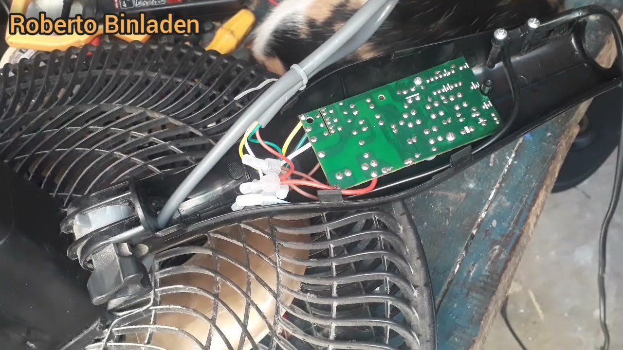 Ventilador Mallory coluna controle remoto com fusível térmico queimado.