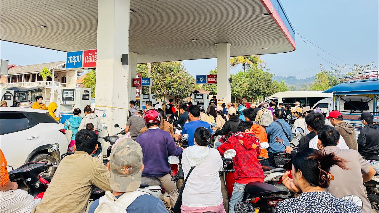 ສືບຕໍ່ບັນຫານ້ຳມັນທີ່ຫລວງພະບາງ2026/สึบต่อบรหาน้ำมันทีหลวงพระบาง2569/Lao Petrol Crisis in LuangPrabang
