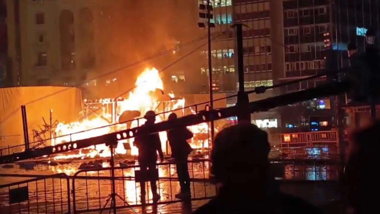 crema falla convento de jerusalen y falla municipal señal @saba17_TV y @ÀPuntMèdia