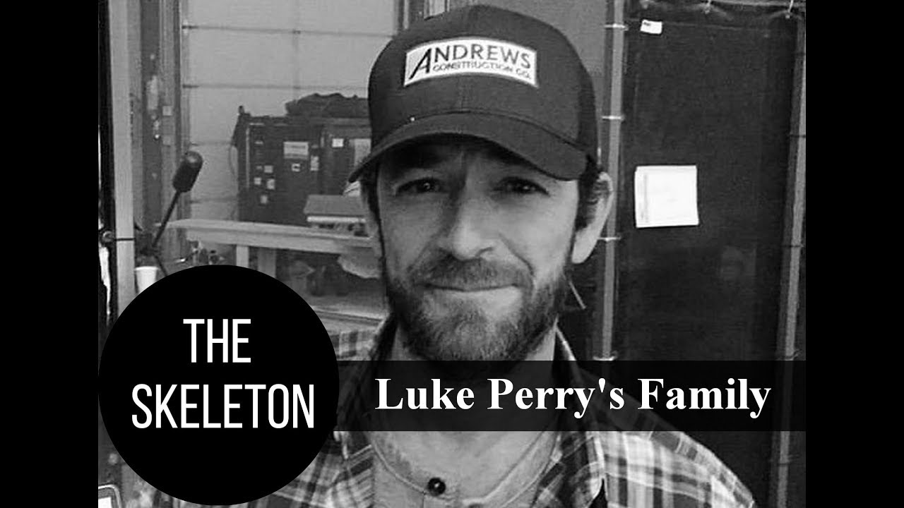 Luke Perry's Loving Family