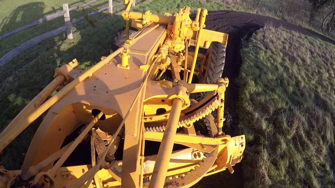 Caterpillar 212 Grader
