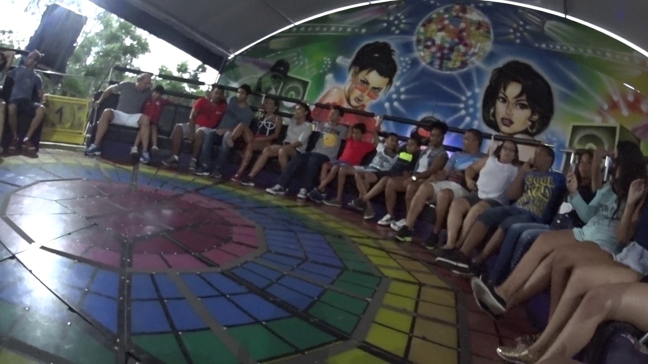 Mirabilândia com os fam do canal.