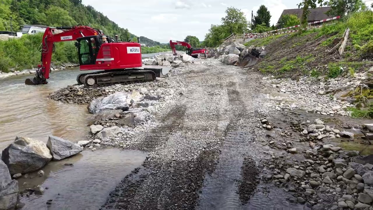 2025-06-03 Wasserbau Sense, Abschnitt 3. Neuer Uferverbau und Abflachung bestehende Blockrampe