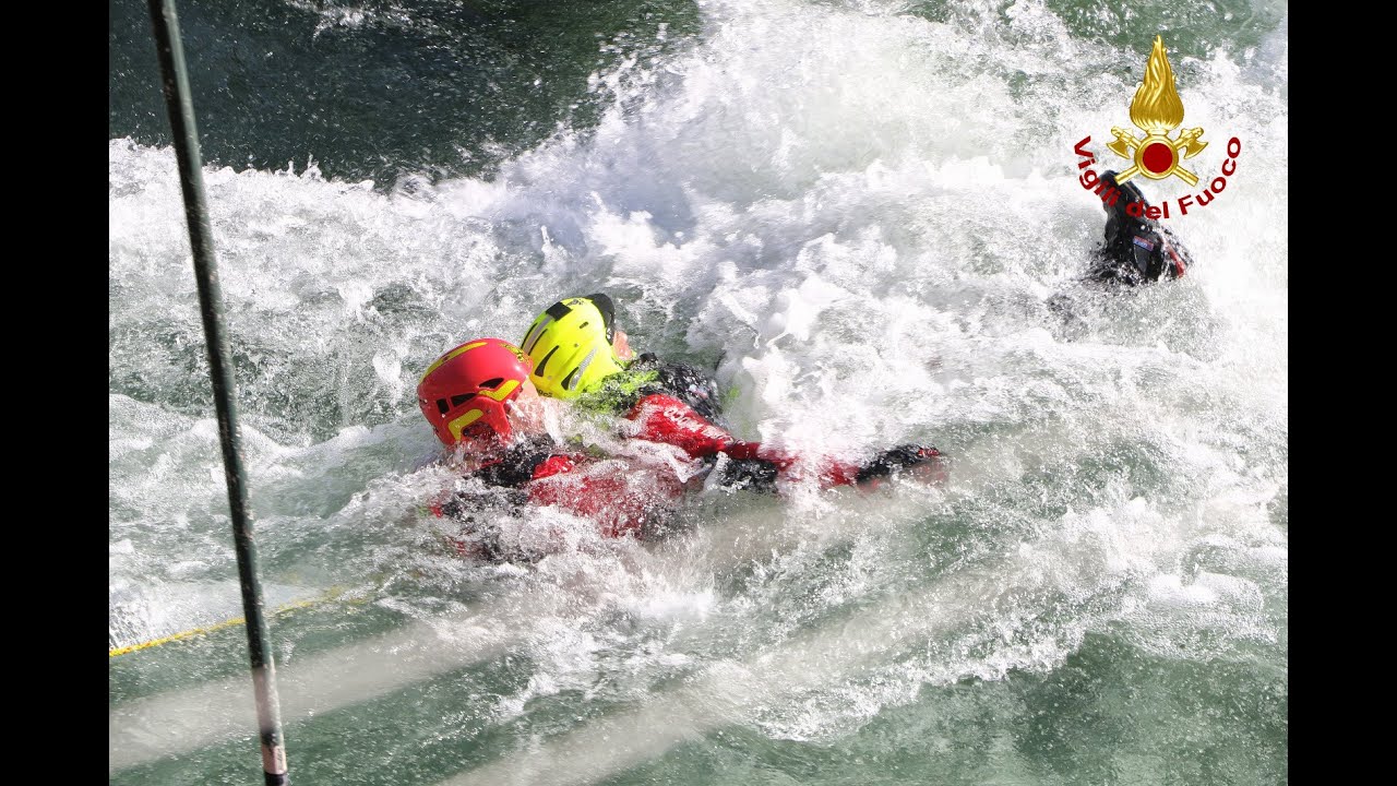 Vigili del Fuoco - Valstagna Loc Fiume Brenta (VI), Addestramento soccorritori fluviali - www.HTO.tv