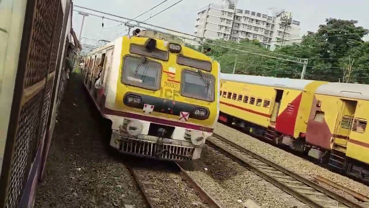 Malad Railway station | Mumbai Local Western Line | Jamal Adlava. #subscribe #mumbailocal #trending