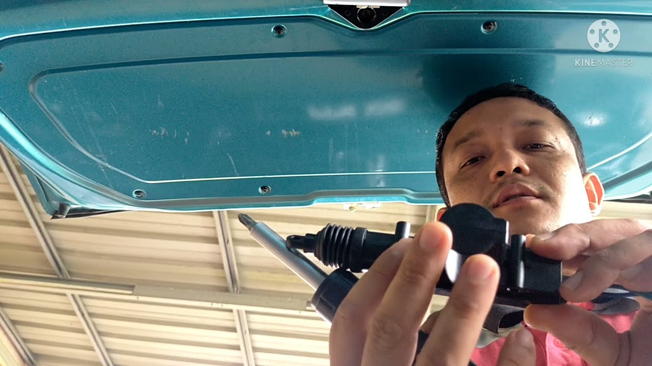Bonnet/boot belakang kereta buka menggunakan remote Alarm.(trunk release point)