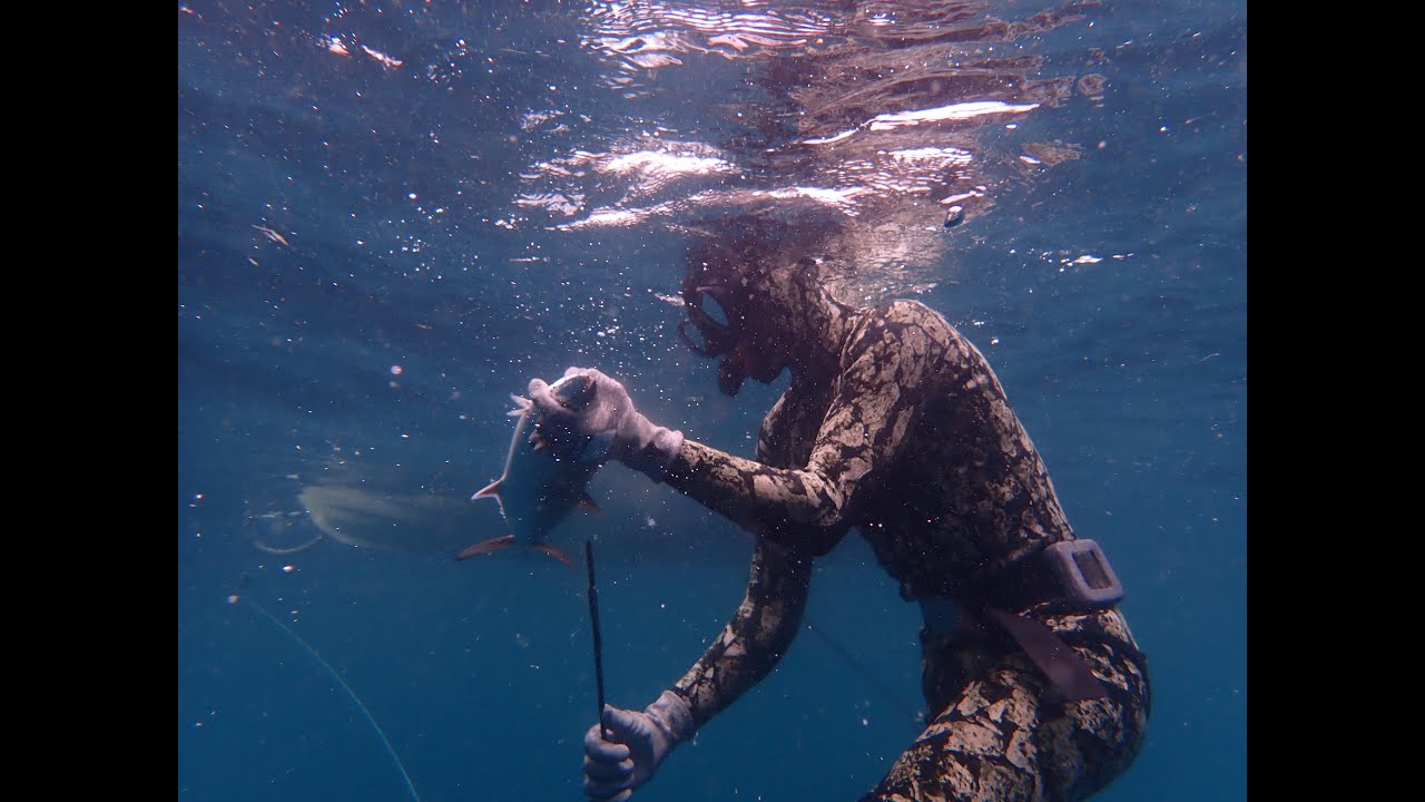 Buceo a pulmón artesanal en el norte del Perú.