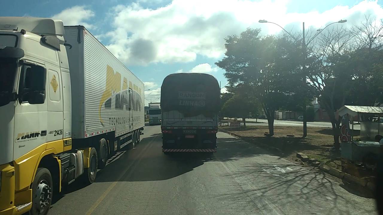 Divisa Minas Gerais com a Bahia, cidade de Divisa Alegre.