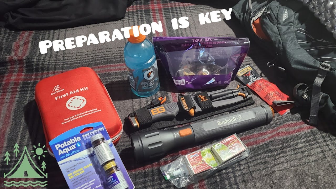 My 8 hiking essentials - Hiking gear list - Big buck encounter