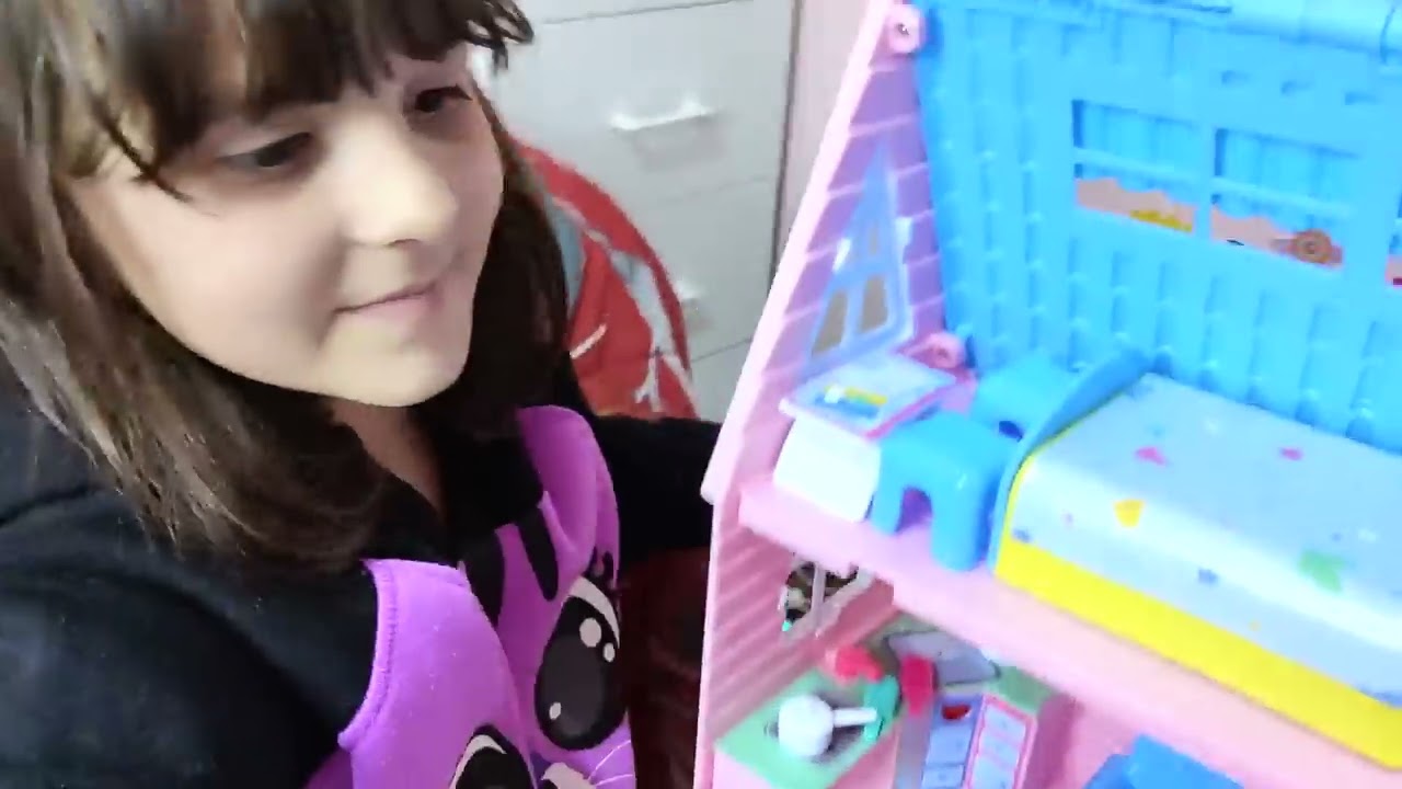 La Casetta-Trolley dei Cicciobello Amicicci! 💙 Giochi e pappa!