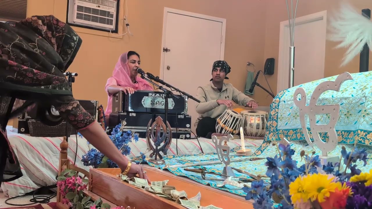 Lakh Khushian