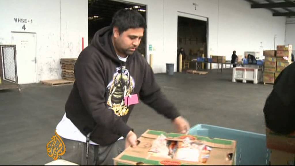 Senior US citizens help feed the hungry