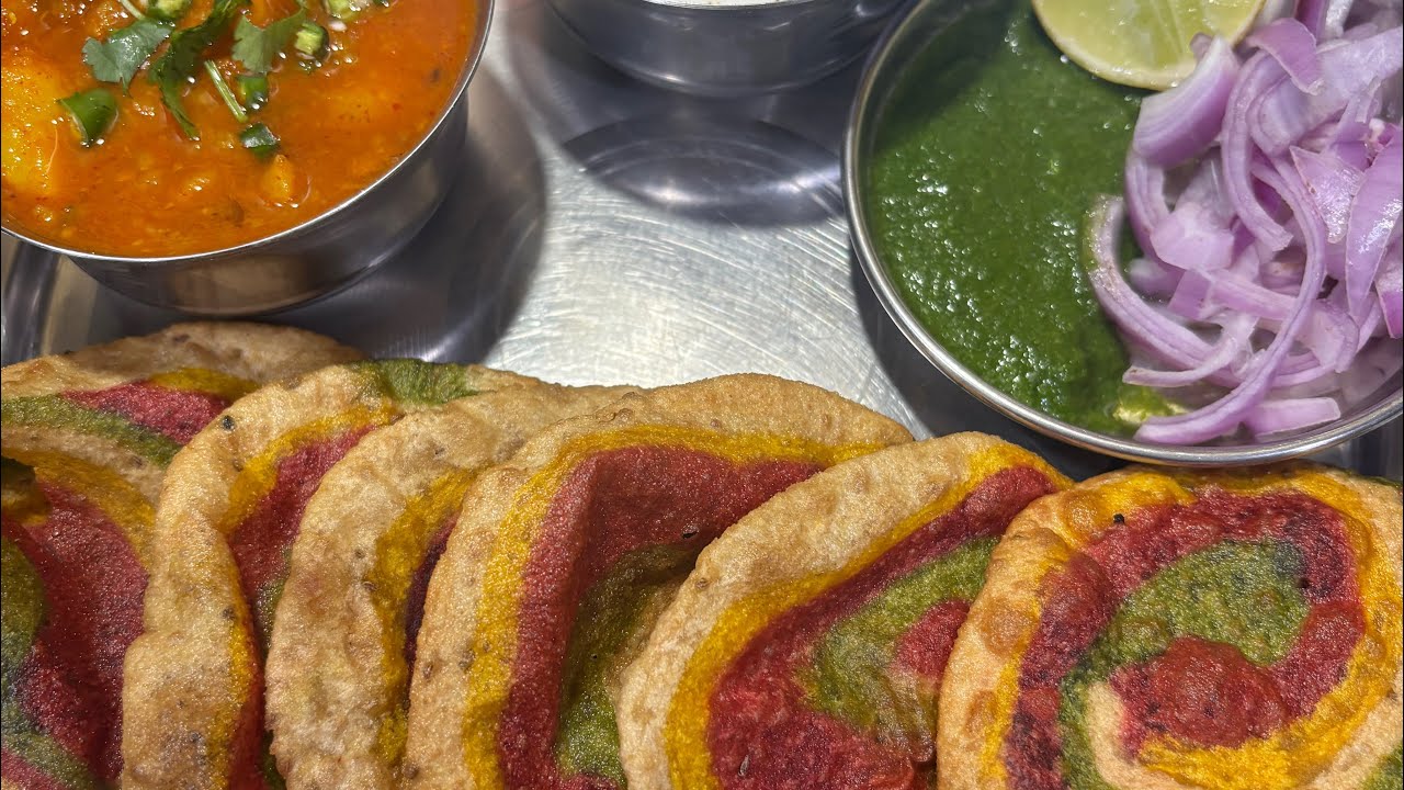 Colorful Puri Or Aloo Ki Sabji Recipe#cookingchannel#indianfoodrecipes#yummmmy#tasty#viralshort