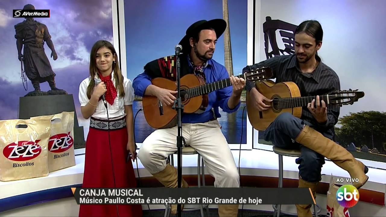 Canja Musical: Tradicionalista ga&uacute;cho Paullo Costa canta com a filha