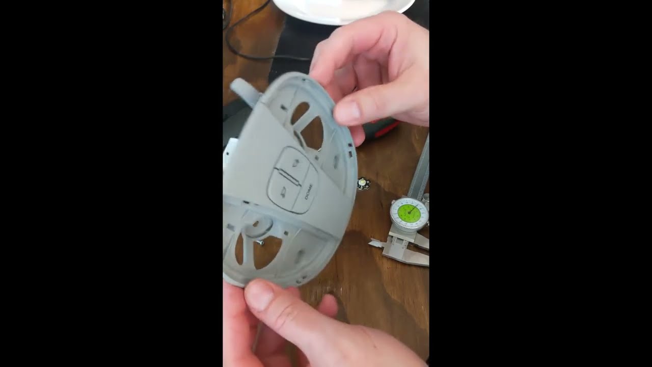 Hyundai Genesis Sedan Dome/cabin light fix
