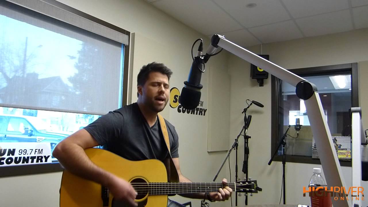 Jamie Woodfin performs You are this town live at 99.7 SunCountry