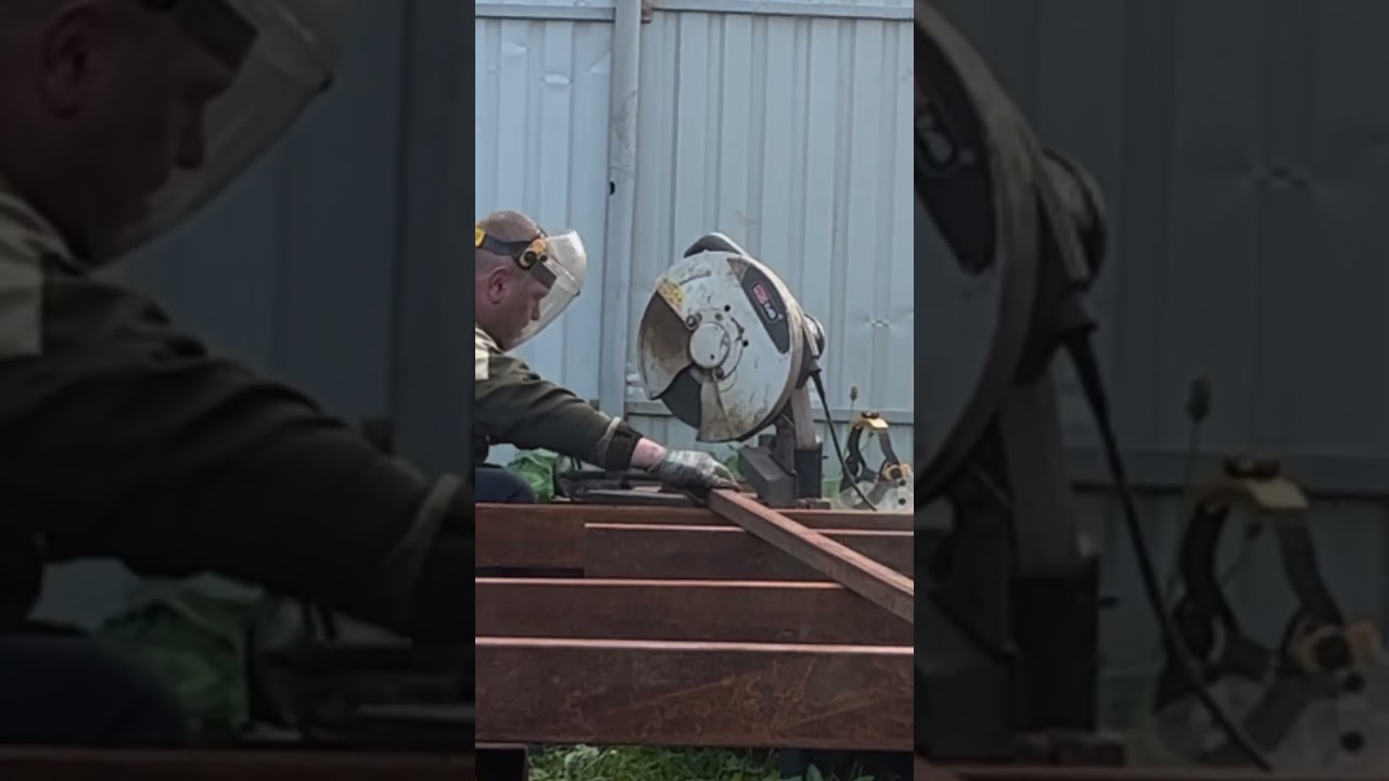 Пильщик)))