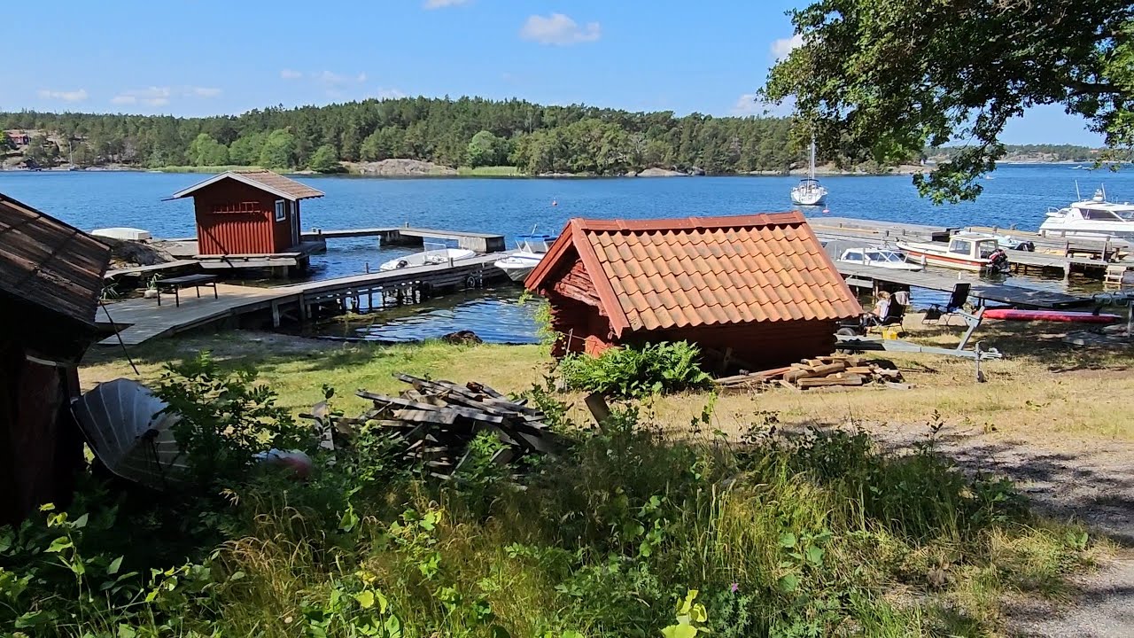 Walking tours around the island. Slow days in July.