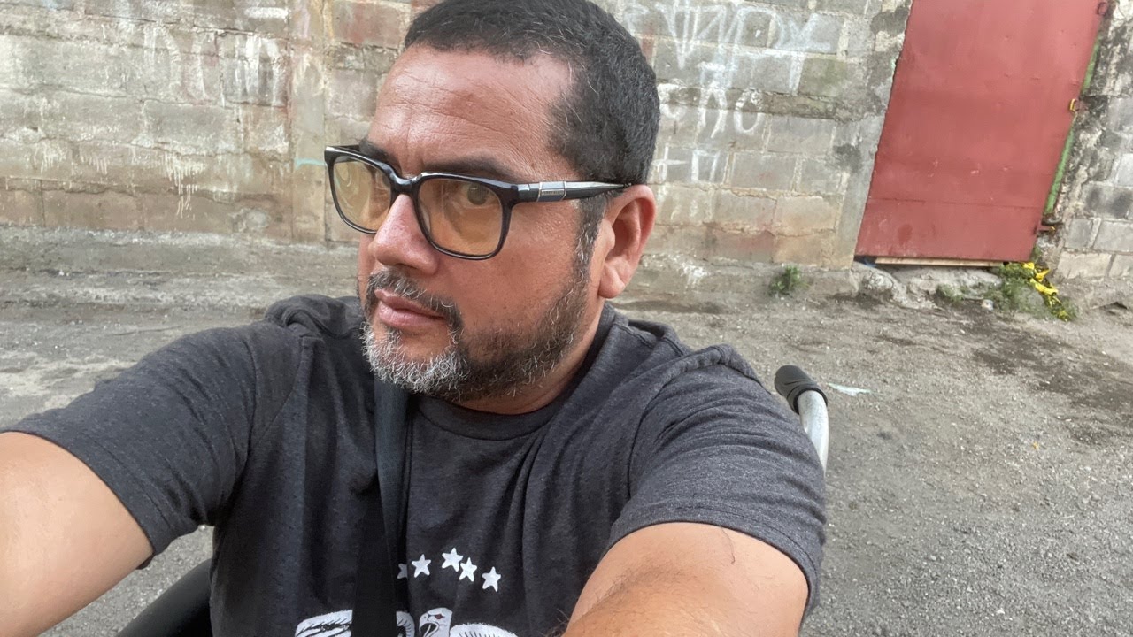 seguimos en la casa de la pulga en su construcción