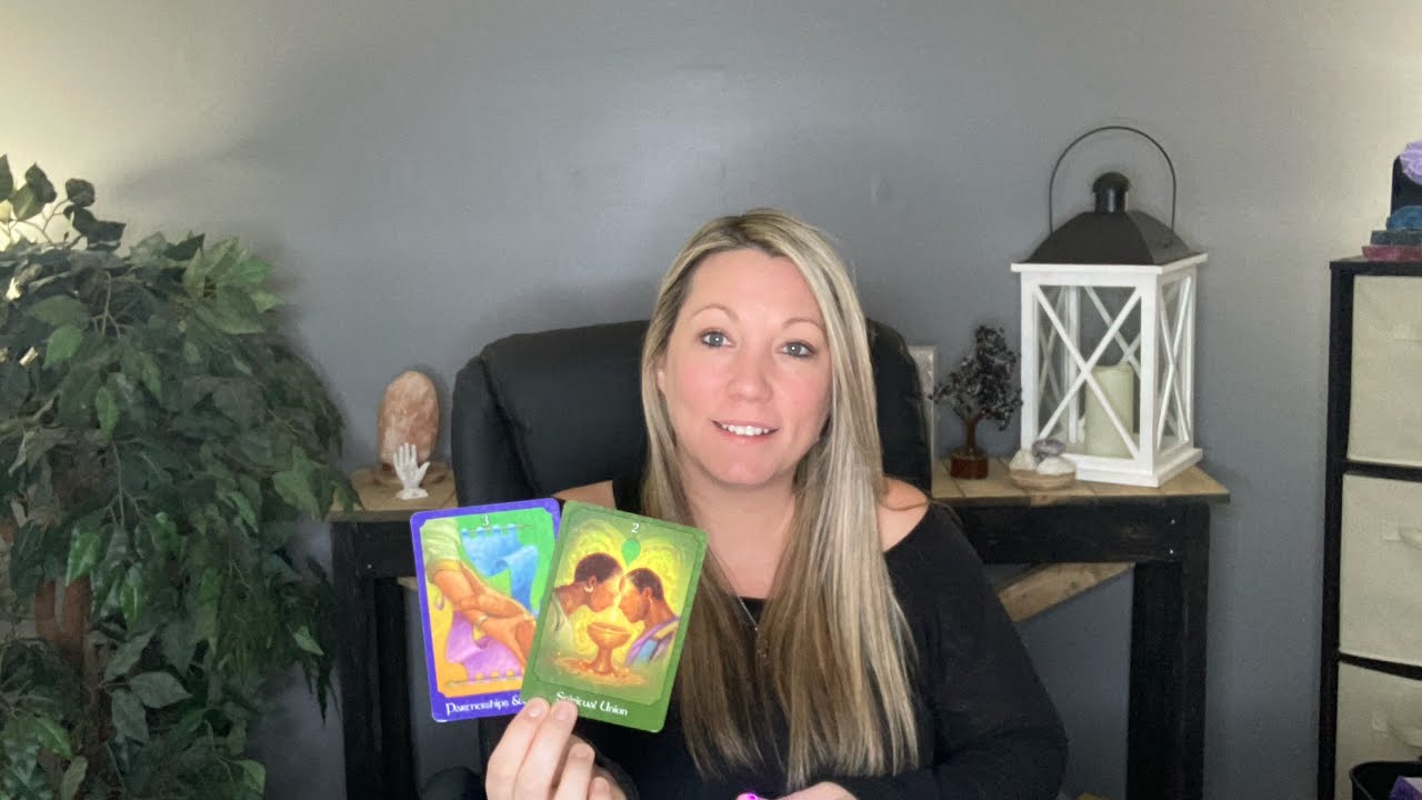 Aquarius Tarot ♒️ For Real!! Nothing Compares To You & This Person Knows It! Love Tarot Reading