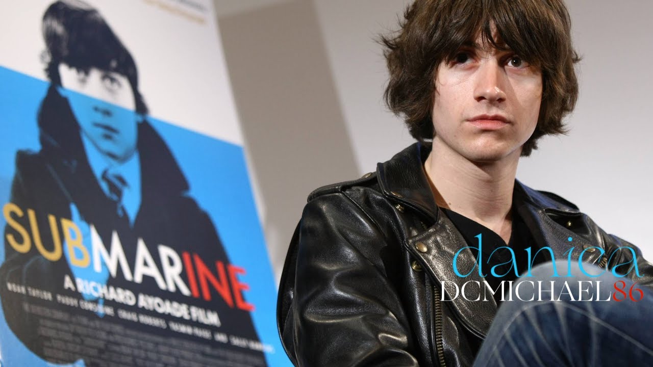 ALEX TURNER ― SUBMARINE [EP] (𝟤𝟢𝟣𝟣)