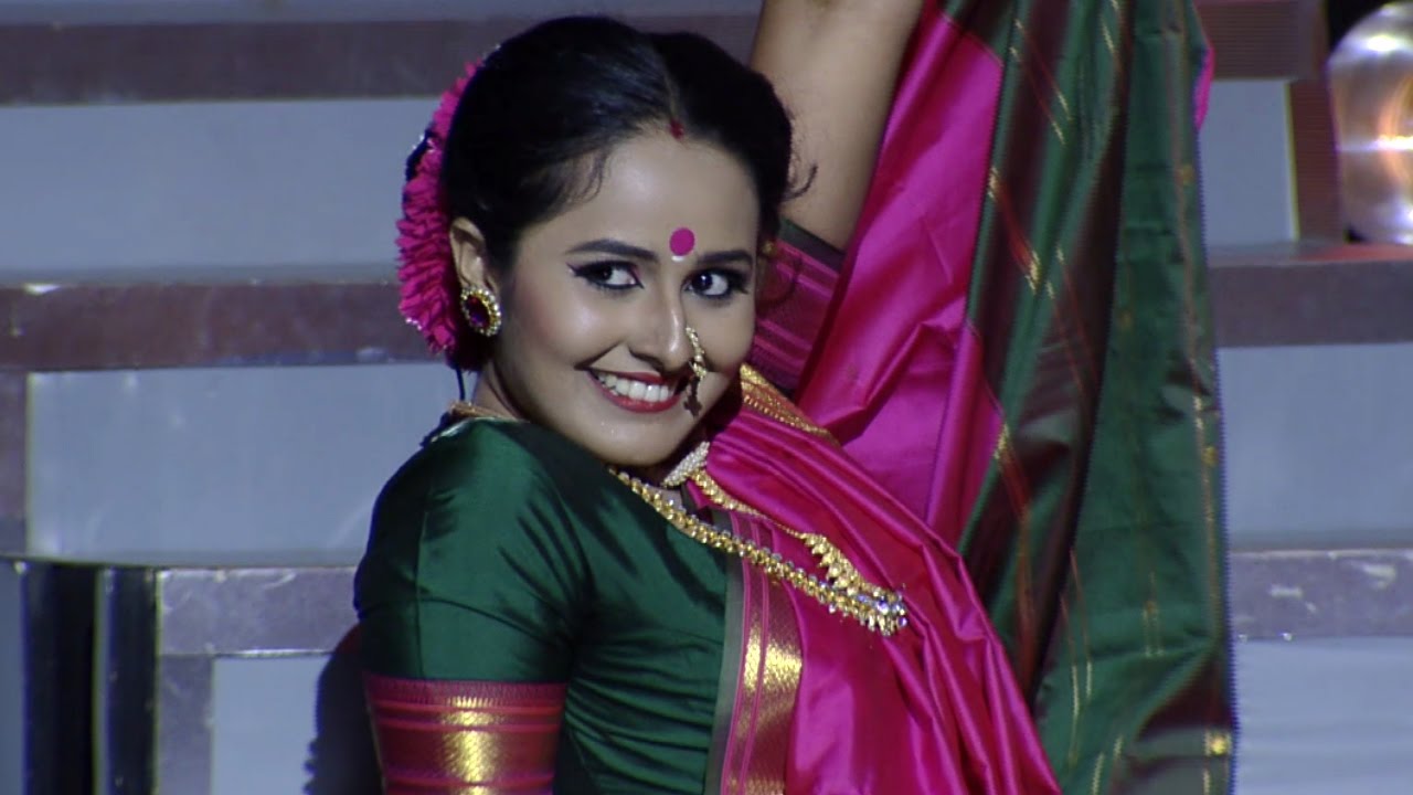 D3 D 4 Dance I Anna - Folk dance round I Mazhavil Manorama
