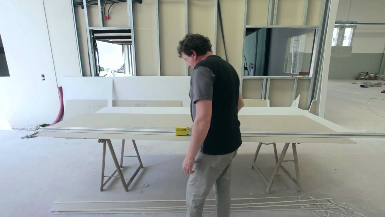 SpeedPlac: machine révolutionnaire pour la découpe mécanique de plaques de plâtre cartonnées