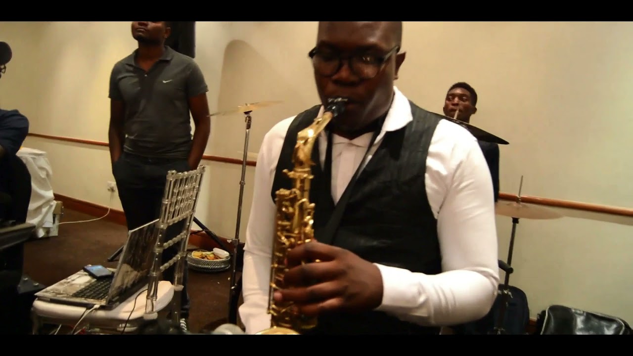 VULINDLELA -BRENDA FASSIE (sax cover) #africanmusic #brendafassie southafrica