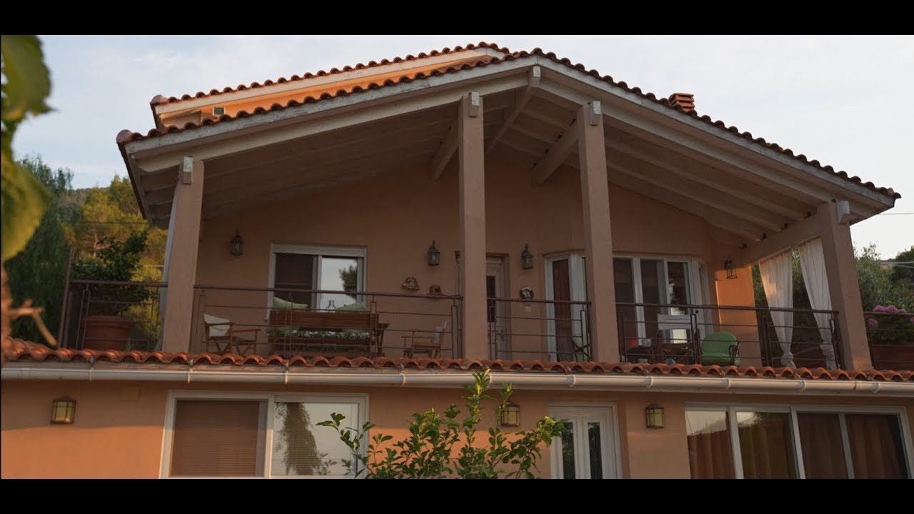 Kofinas prefabricated houses Greece – Construction at Porto Rafti