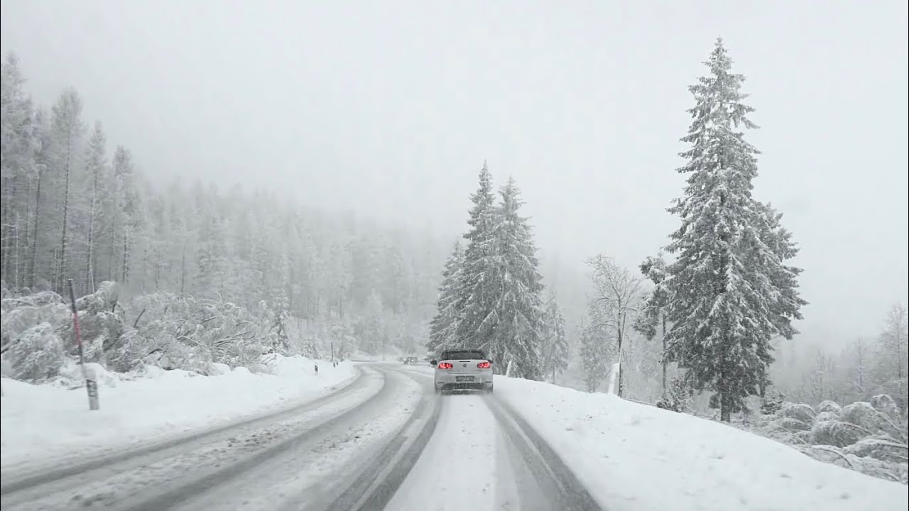 Autofahrt durch die Winterlandschaft im Oberharz, von St. Andreasberg bis Altenau 4K