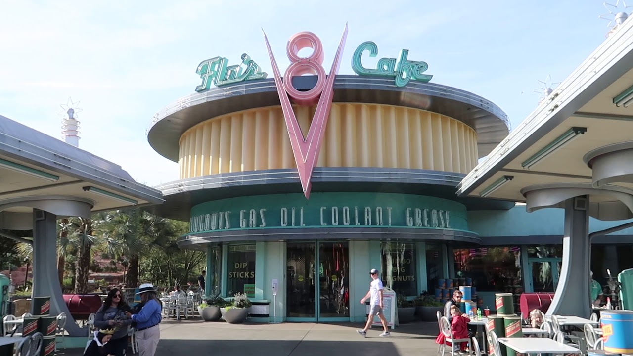 CARSLAND- Walking into Flo's V8 Cafe