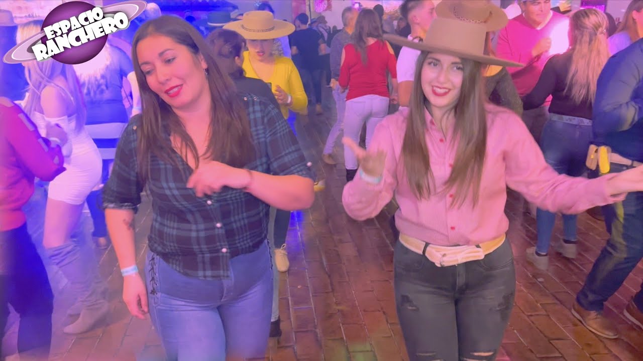 Así Bailamos en Casa Mayor de Chena Amigas Soledad Leiva Claudia Aracely al Ritmo de Los Imparables