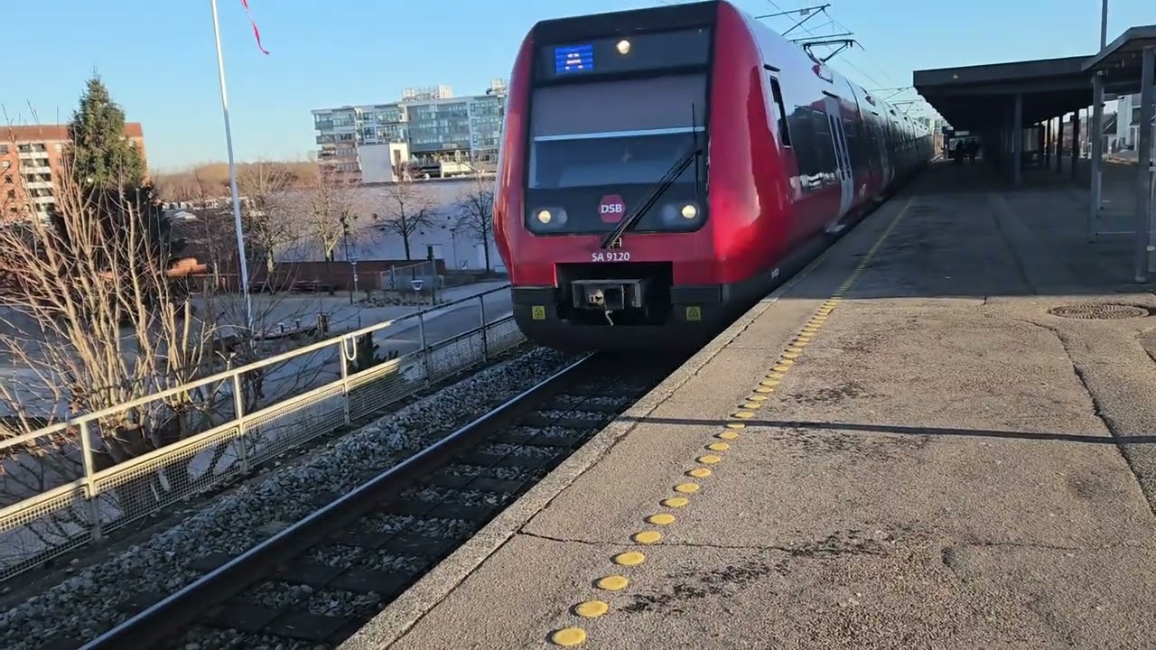 Vallensbæk Station (ft Søren Pedersen i starten af videoen)