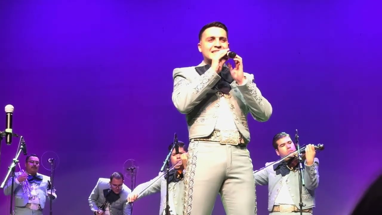 Mariachi Internacional Los Perez     Me Despertó La Realidad desde el Oxnard Performing Arts Center