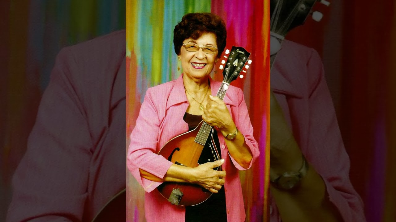 DEN KUARESMA religious song in Papiamentu language composed by Stella Herrera (Curaçao, 1938)