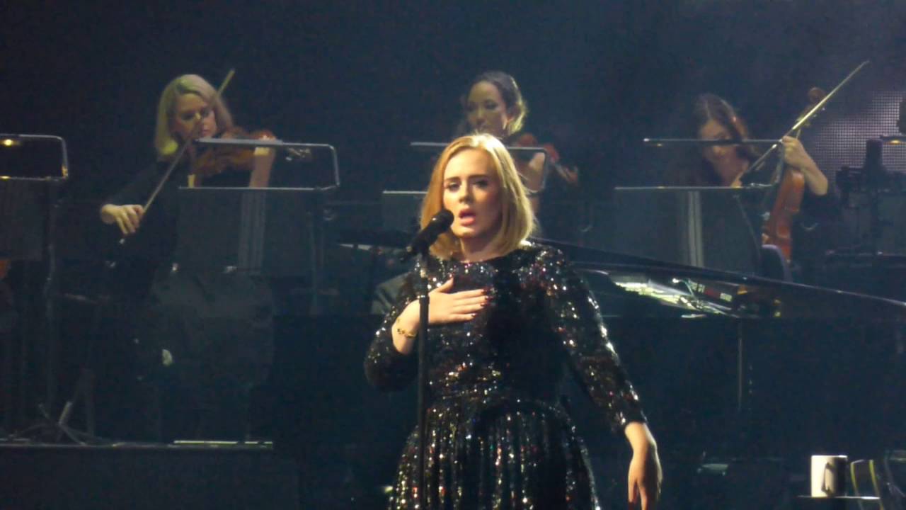 Adele - Skyfall 7/11/16 United Center Chicago, IL