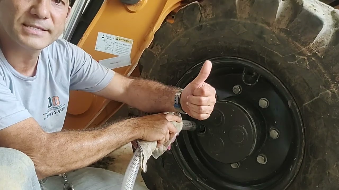 Como trocar óleo do diferencial dianteiro da Retroescavadeira 580 N (CASE)