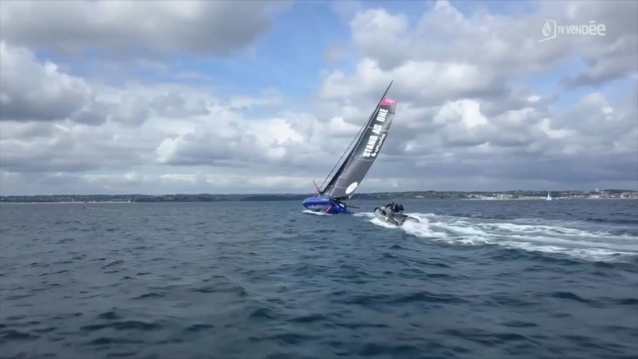 Le Café de la marine : rencontre de quelques concurrents de la classe IMOCA