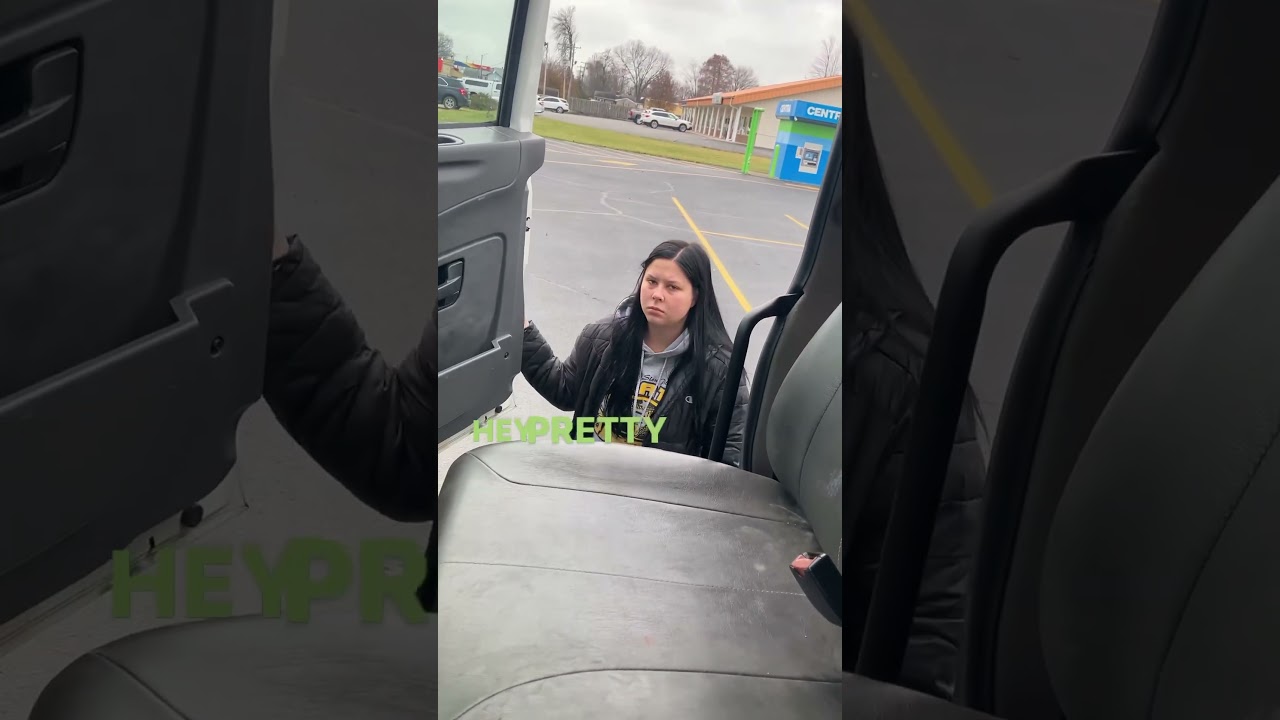ВЗЯЛ СВОЙ ПЕРВЫЙ LOT LIZARD 🦎 В ПОЛУАВТОМОБИЛЕ 🚛 #lotlizard #semi #viral #trucker #classacdl #cdl