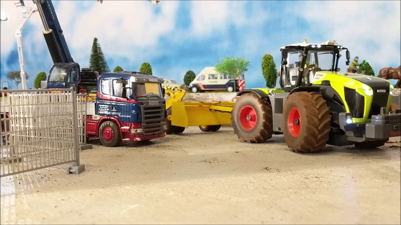 Siku control Claas Xerion 5000