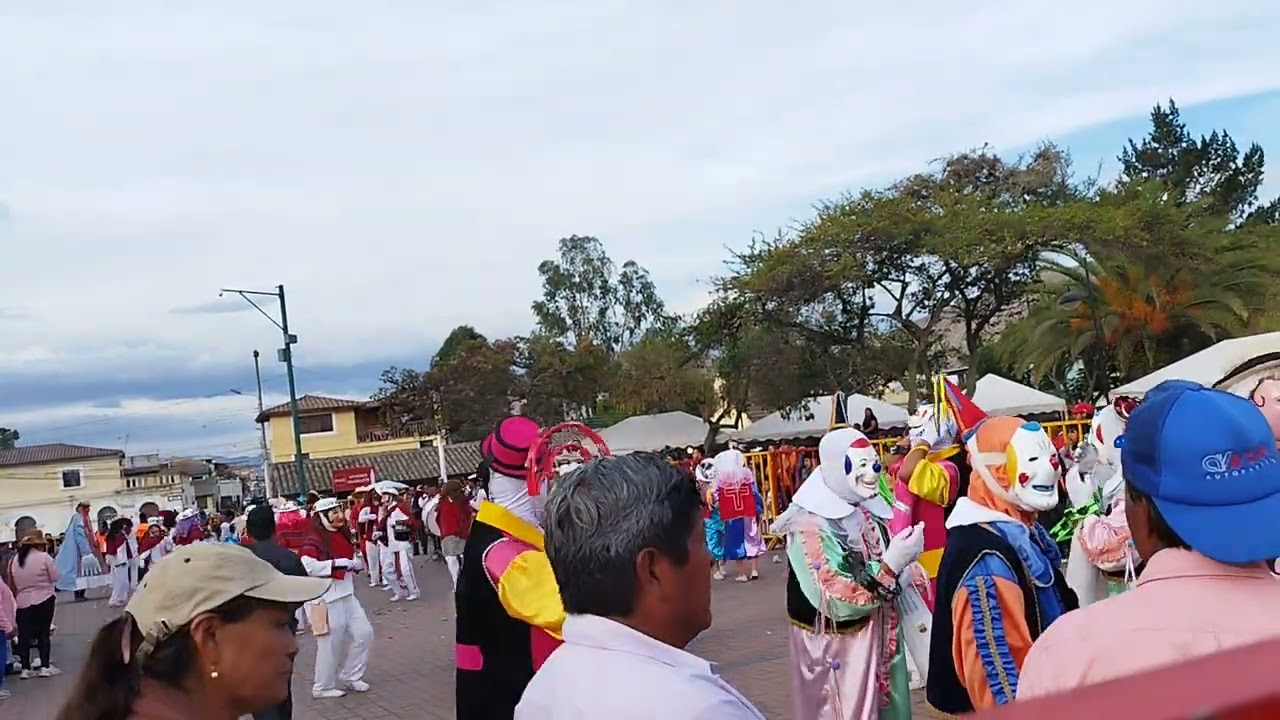 Fiestas Señor Del Árbol 16 Septiembre mitad del mundo.