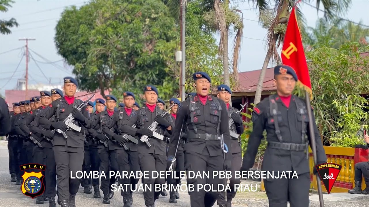 PERLOMBAAN DEFILE DAN PBB BERSENJATA DI LINGKUNGAN SAT BRIMOBDA RIAUFULL
