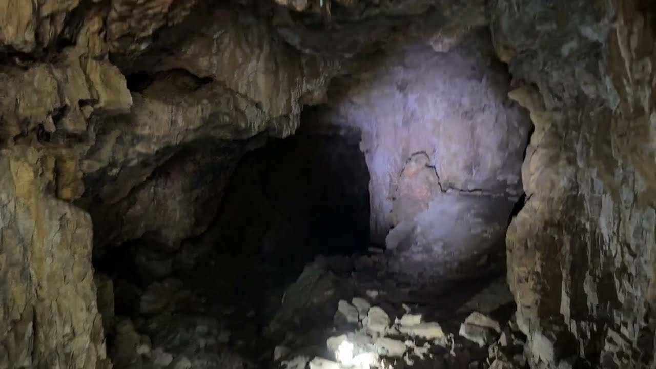 Copper Mountain Cave, AZ