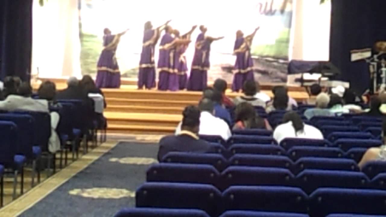 Before the throne praise dance