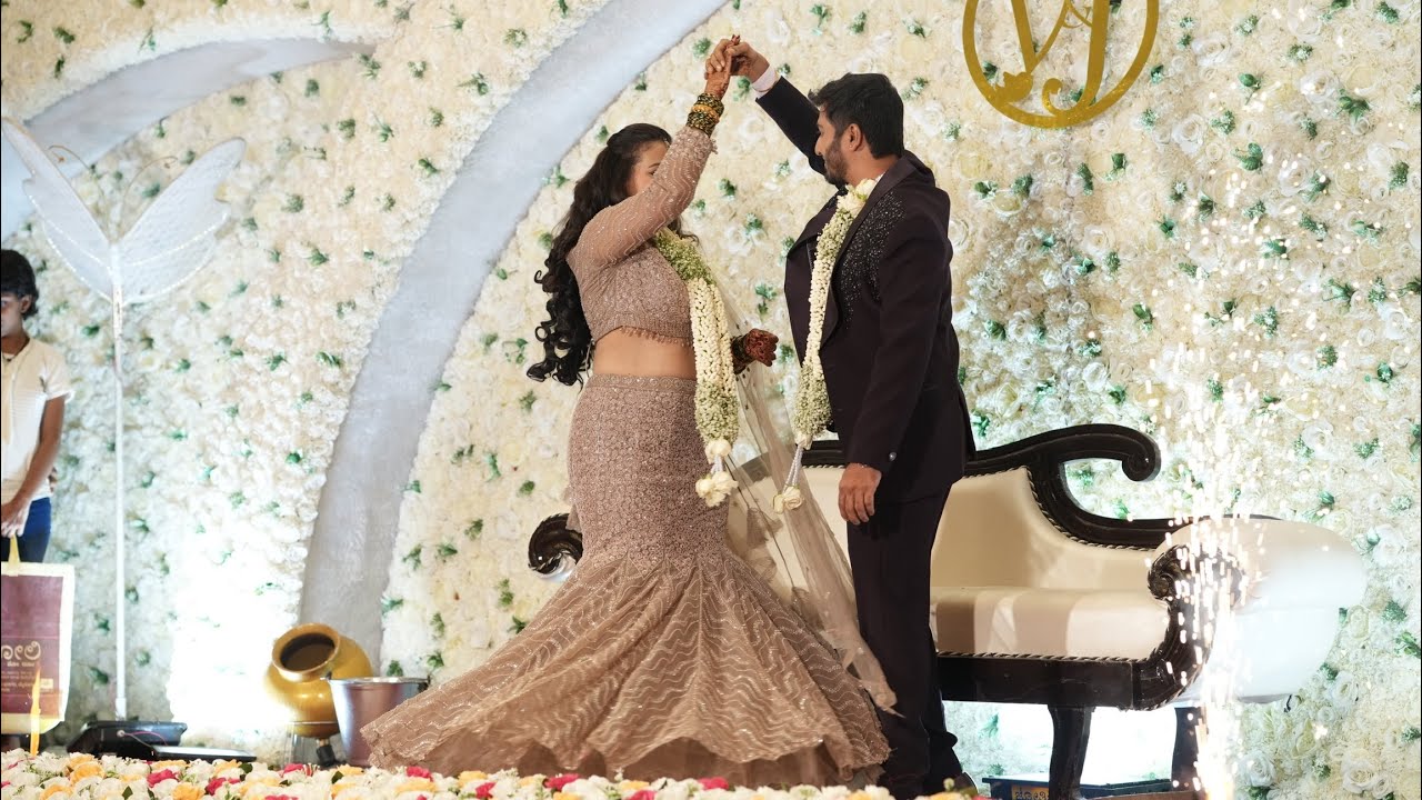 A night to remember, a love to treasure❤️LOVE stole the Spotlight✨ #vj #reception #love #explorepage
