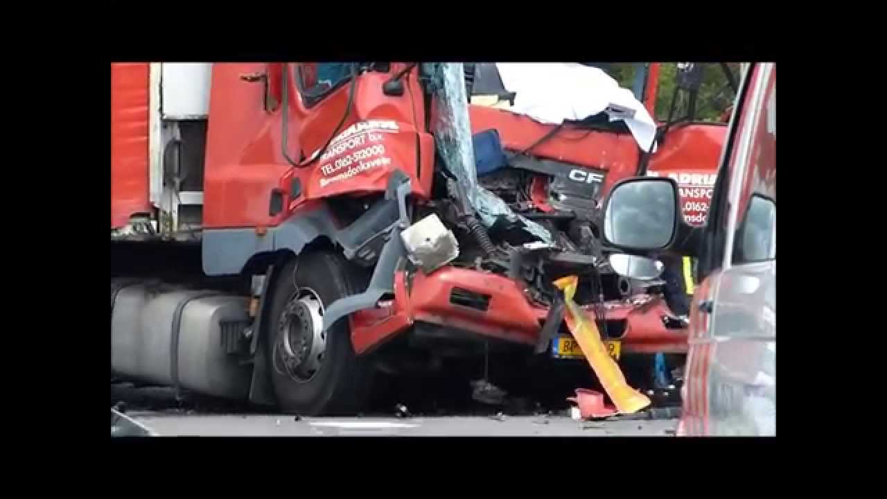 Ongeval beknelling (Middel HV + GRIP 1) A17 R 6,1 Zevenbergen