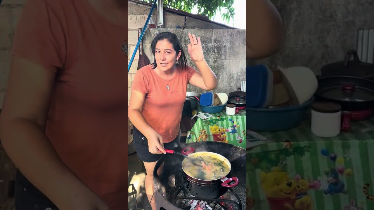 Sopa de pescado con camarones 