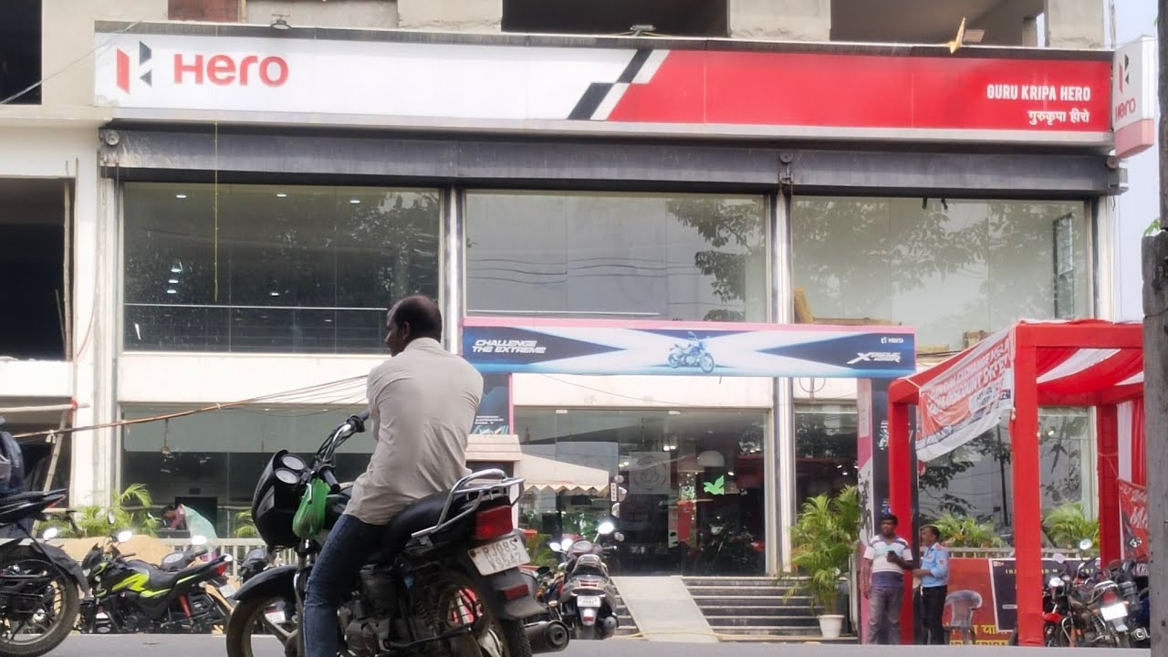 hero so rume sa Hui hamari gadi ki sar bis